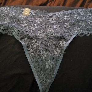 Torrid sz 3 lace blue thong panties nwt
